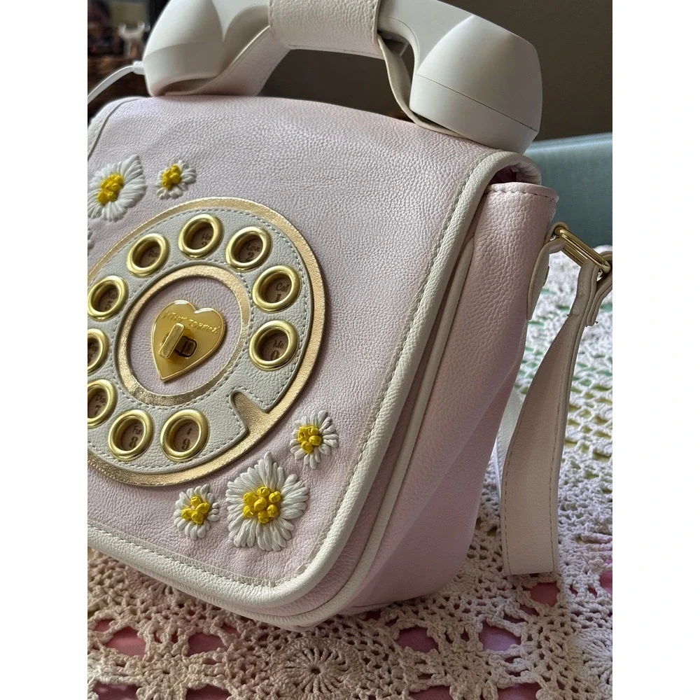 Betsey Johnson Call Me Phone Crossbody Bag Pink Daisy Bluetooth Handset Y2K - Picture 14 of 16